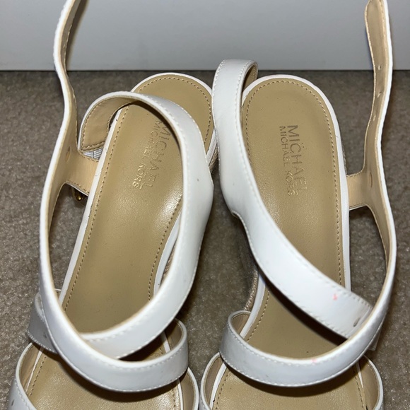 Michael Kors Size 6.5 White Wedges - Picture 2 of 6